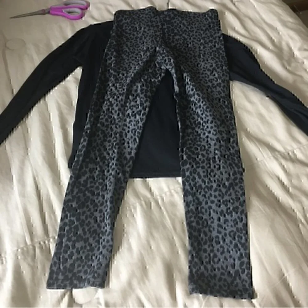 Girls size medium black long sleeved top size large 10/12 Old Navy leggings